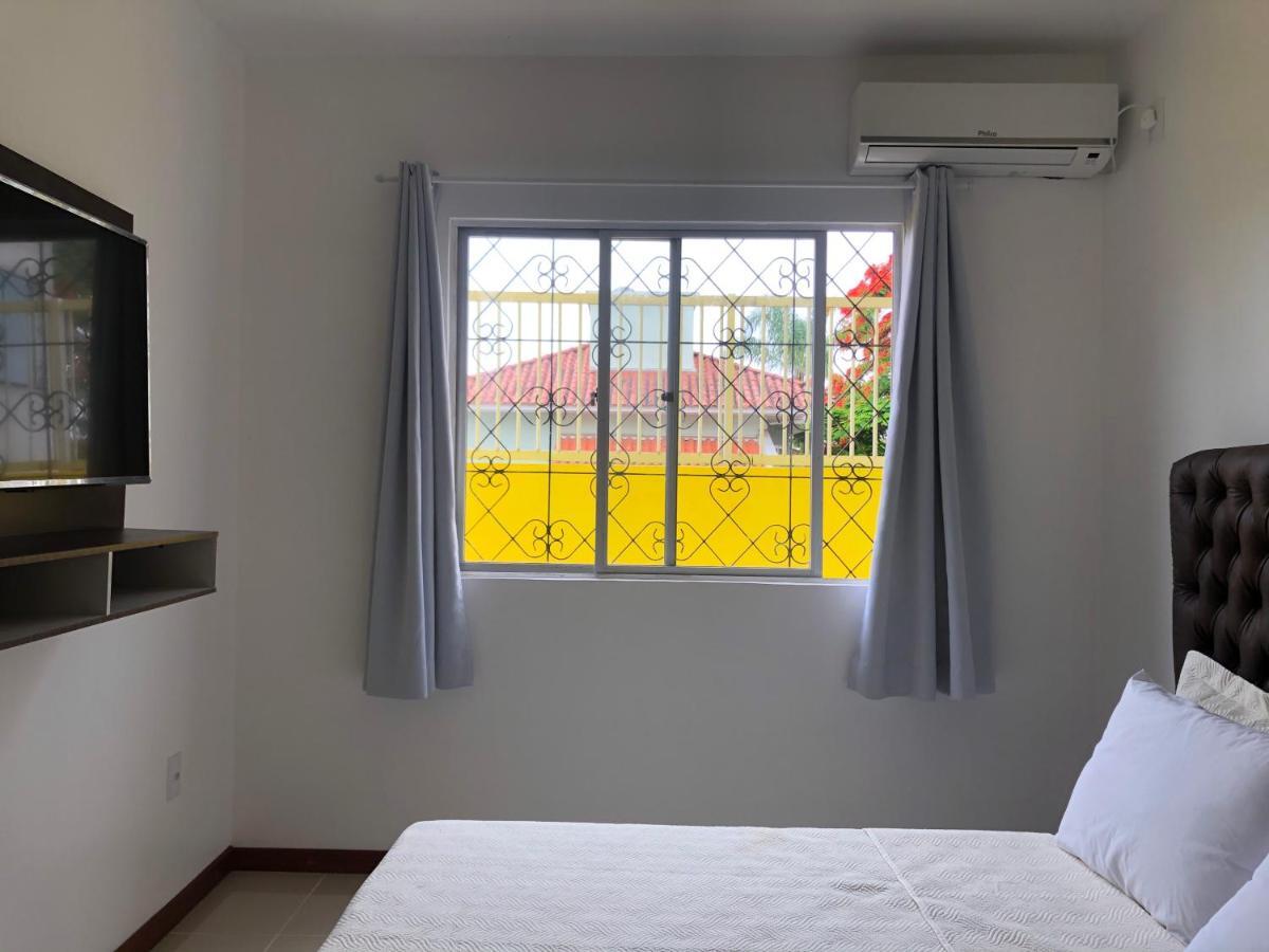 Residencial De Aluguel Bombinhas